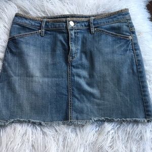 Elie Tahari Denim Mini Size 6 marked 4